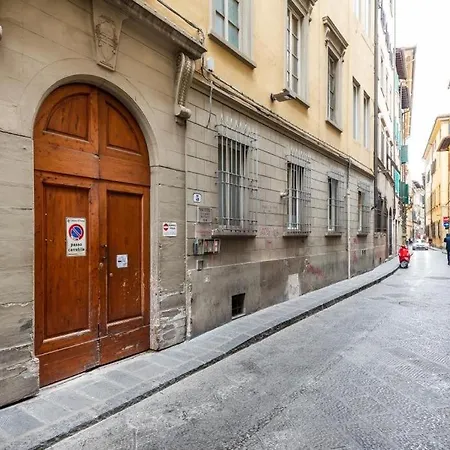 La Casa Di Ugo-a Due Passi Dal Duomo *