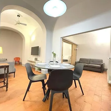 Apartment La Casa Di Ugo-a Due Passi Dal Duomo *
