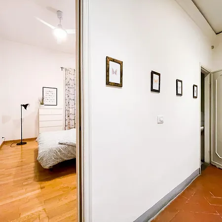 Lovely Near Piazza Della Signoria Apartment