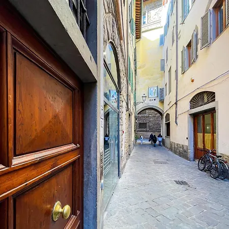 Apartment Lovely Near Piazza Della Signoria *