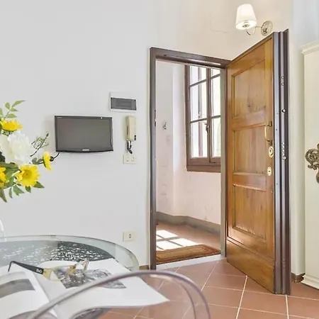 Ur-nest Window On Arno Appartamento Firenze