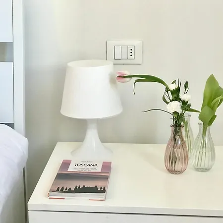 Apartment Locchi. Vicino Tramvia/careggi/meyer Florence