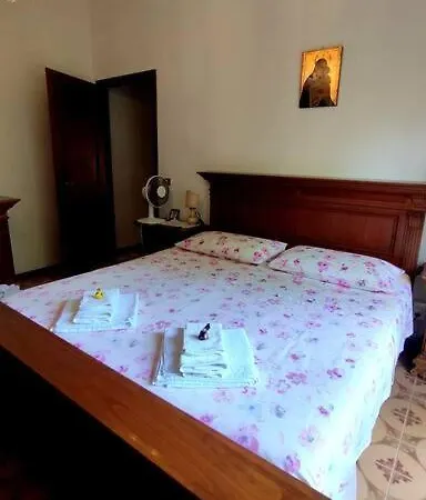 Bebe Apartment, * Florence