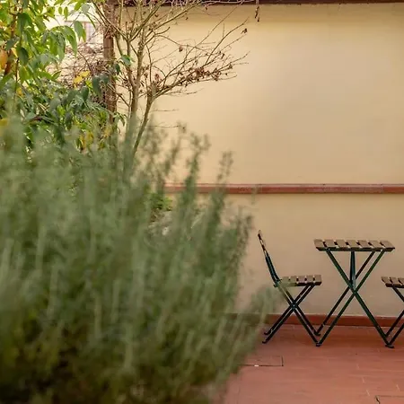 Raffinato Trilocale San Frediano Firenze