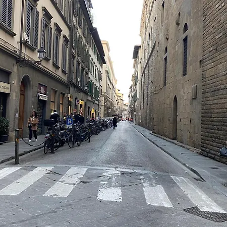 Un Bacio A Firenze