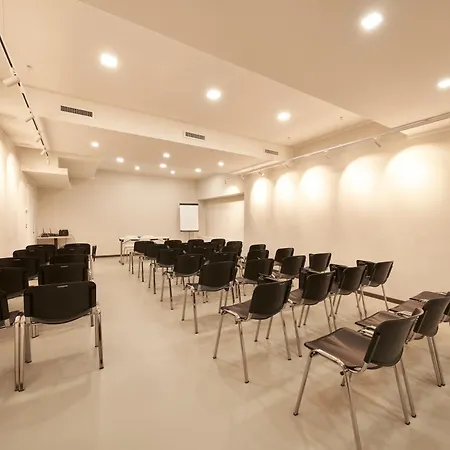 Hotel Leonardo Da Vinci 4*