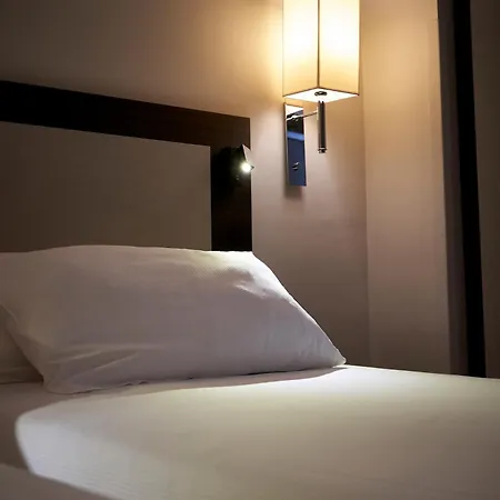 Leonardo Da Vinci Hotel 4*