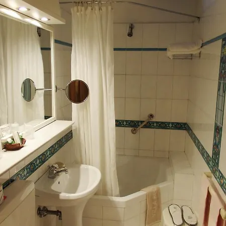 Belvedere Hotel 4*