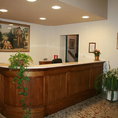 Bed & Breakfast Casa Per Ferie Regina Santo Rosario