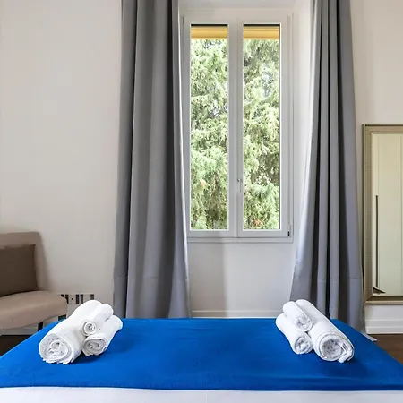 San Marco Black Luxury Con Terrazzo E Parcheggio Su Richiesta Apartment Florence
