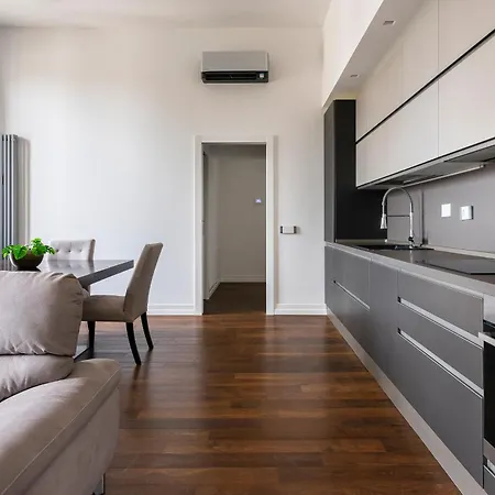 San Marco Black Luxury Con Terrazzo E Parcheggio Su Richiesta Apartment