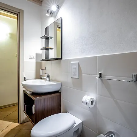 Roommo Beccaria * Florenz