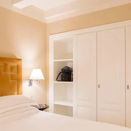 Hotel Grand Cavour