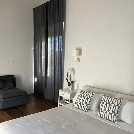 Apartment Santa Rosa 3 Bedrooms - Private Parking *