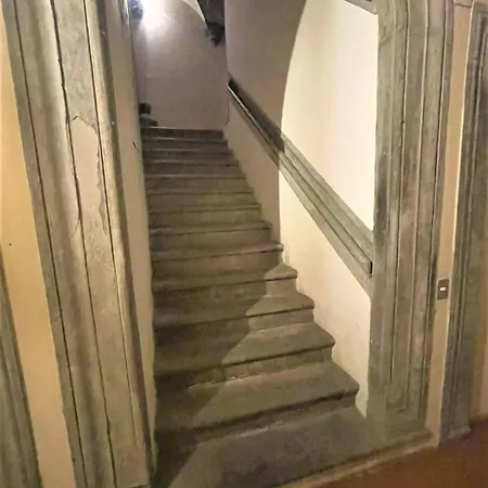 Appartamento La Casa Di Beatrice Nel Centro Di Firenze