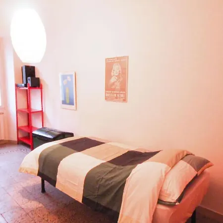 Apartment Niccolini 6 - Cozy Flat Nearby Center Florence