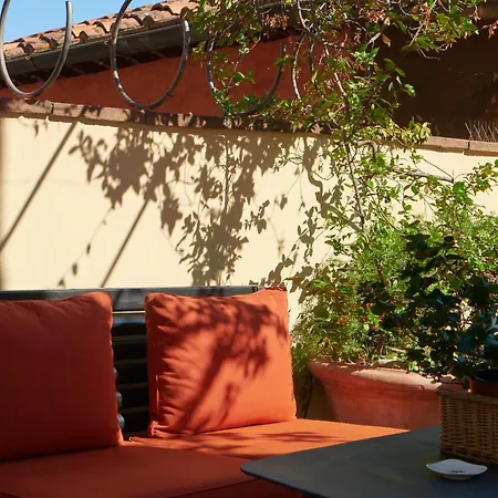 Otel Casa Howard - Residenza D'epoca 3*