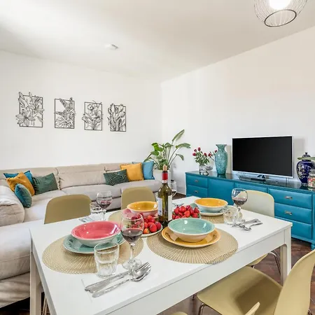 Giannotti Apartment *