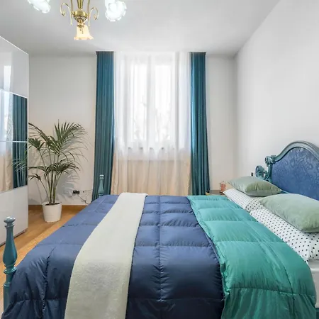 Giannotti Apartment *