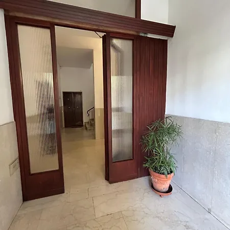 Incantevole Con Patio Apartment