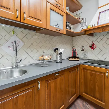Giannotti Apartment