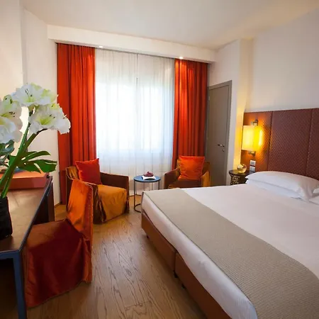 מלון Starhotels Michelangelo