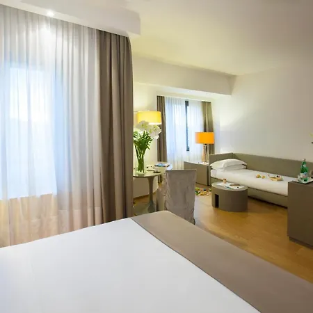 Starhotels Michelangelo מלון