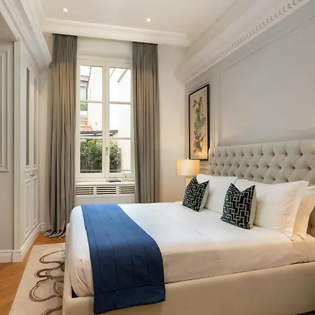 Pazzi Penthouse Luxury In By Palazzo Vitali Daire