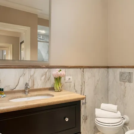 Palazzo Pazzi Vitali Luxury In Apartment