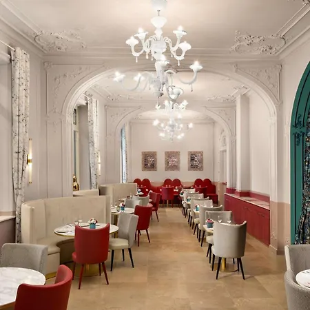 Anglo American Florence, Curio Collection By Hilton