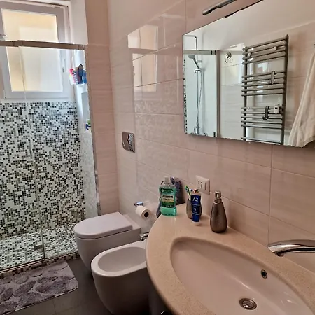 Novoli Chic: Cuore Di Apartment Florence