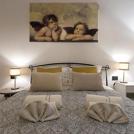 Tina House Florence