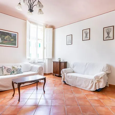 Piattellina 8 * Florença