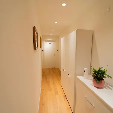 Liberty Seasons Guest house *