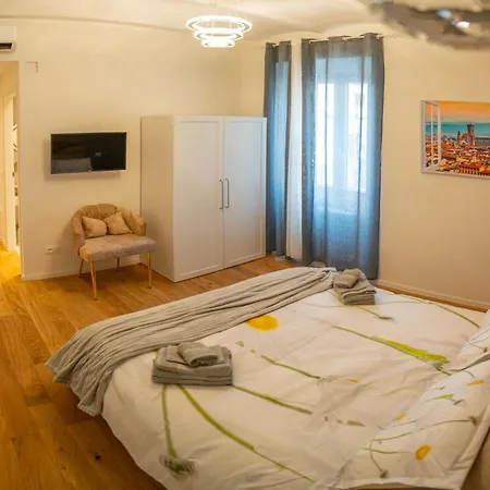 Liberty Seasons Guest house