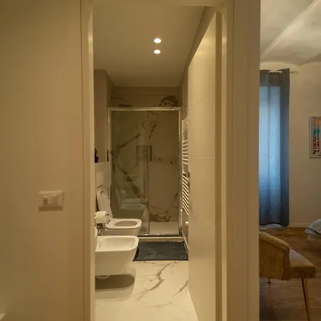 Liberty Seasons Guest house *