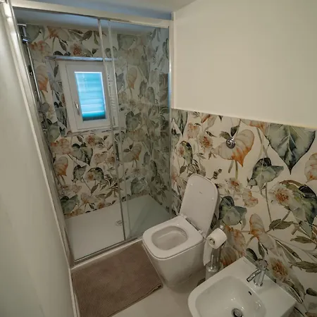 Guest house Liberty Seasons