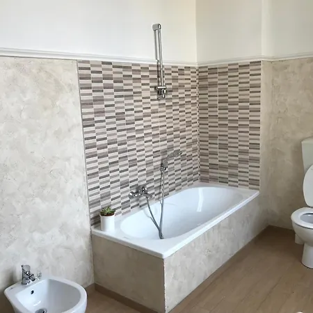 Apartment Santa Rosa 3 Bedrooms - Private Parking *