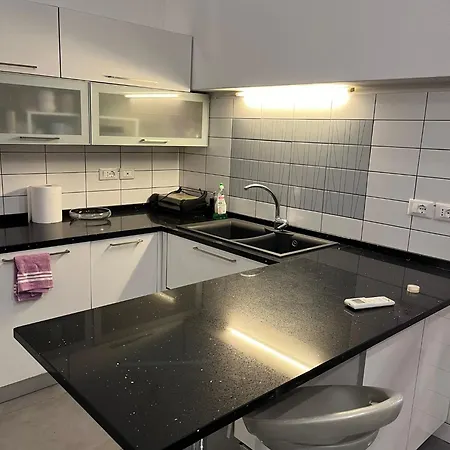 Apartment Exquisite 2br Nearby Borgo San Frediano