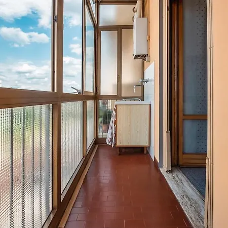 Apartment Valmara Aretina House In