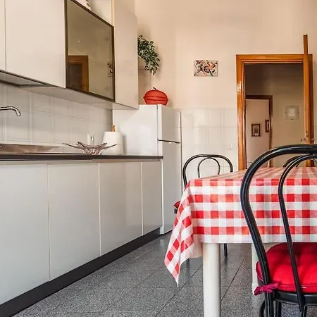 Apartment Valmara Aretina House In *