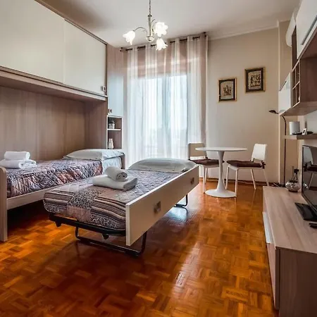 Valmara Aretina House In Apartment Florence