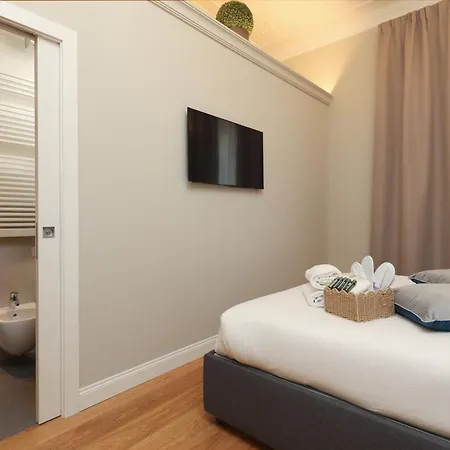 N7 Guest house Florence