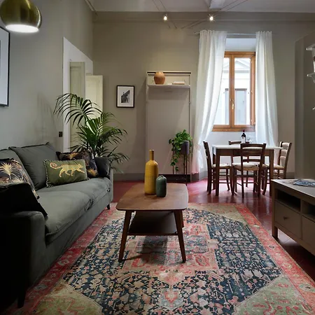 Charming & Authentic 1br In Historic Center, Near The Duomo * פירנצה