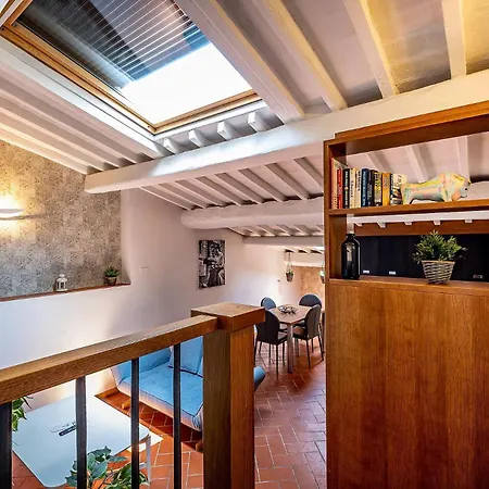 Martelli 6 & Bed and breakfast 3*