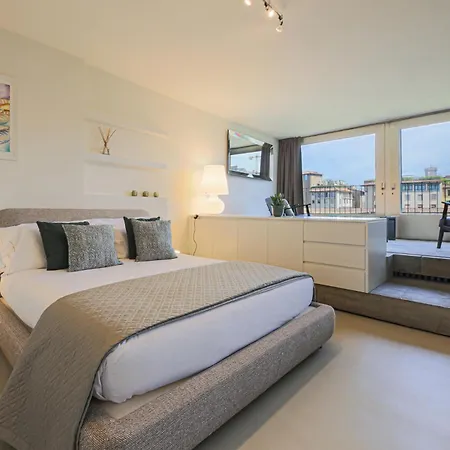 Florence- Vasari Luxury With View Apartamento *