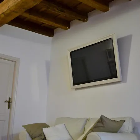 Dante's Relais Guest house *