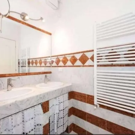Elegant Gloria Retreat