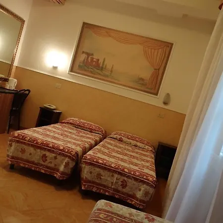 Ascot Hotel Florenz