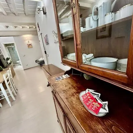 Apartment Sweet House Near Piazza Della Signoria